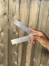 Load image into Gallery viewer, Polished Charging Plate Charging Plate Earth Toned