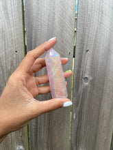 Load image into Gallery viewer, Angel Aura Rose Quartz Tower Point

